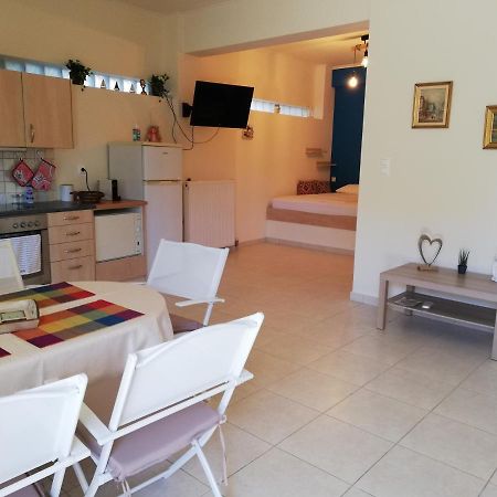 Althea Holiday Studio Agia Marina  Exterior foto