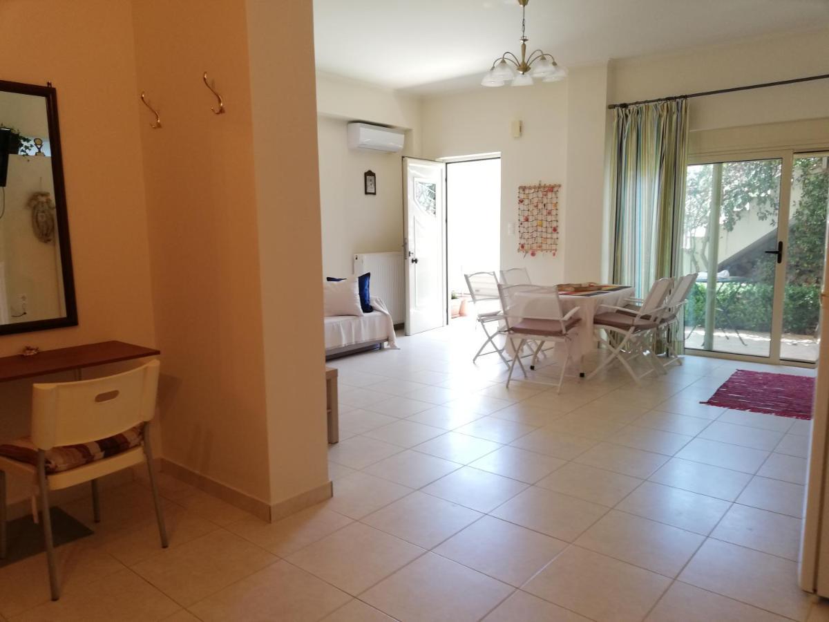 Althea Holiday Studio Agia Marina  Exterior foto